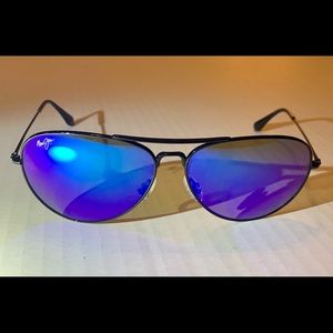 Maui Jim Mavericks in black metal frame with blue reflective polarized lenses.